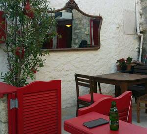 Kirmizi Ev Cesme Alacati Zomato